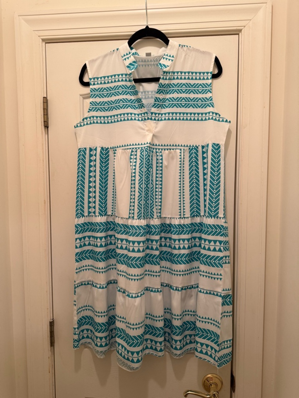 Sleeveless Teal and White Tribal Print Dress